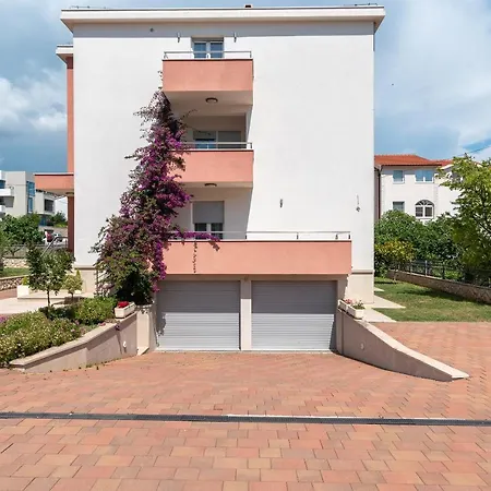 Luxury Apartment Sopra Trogir Exterior photo