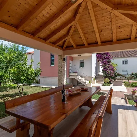 Luxury Apartment Sopra Trogir Exterior photo